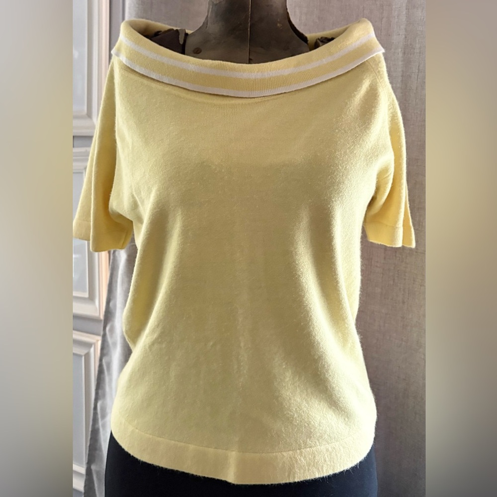 Vintage Full Fashioned Orlon Knit Sweater Top Butter Yellow Retro Preppy
